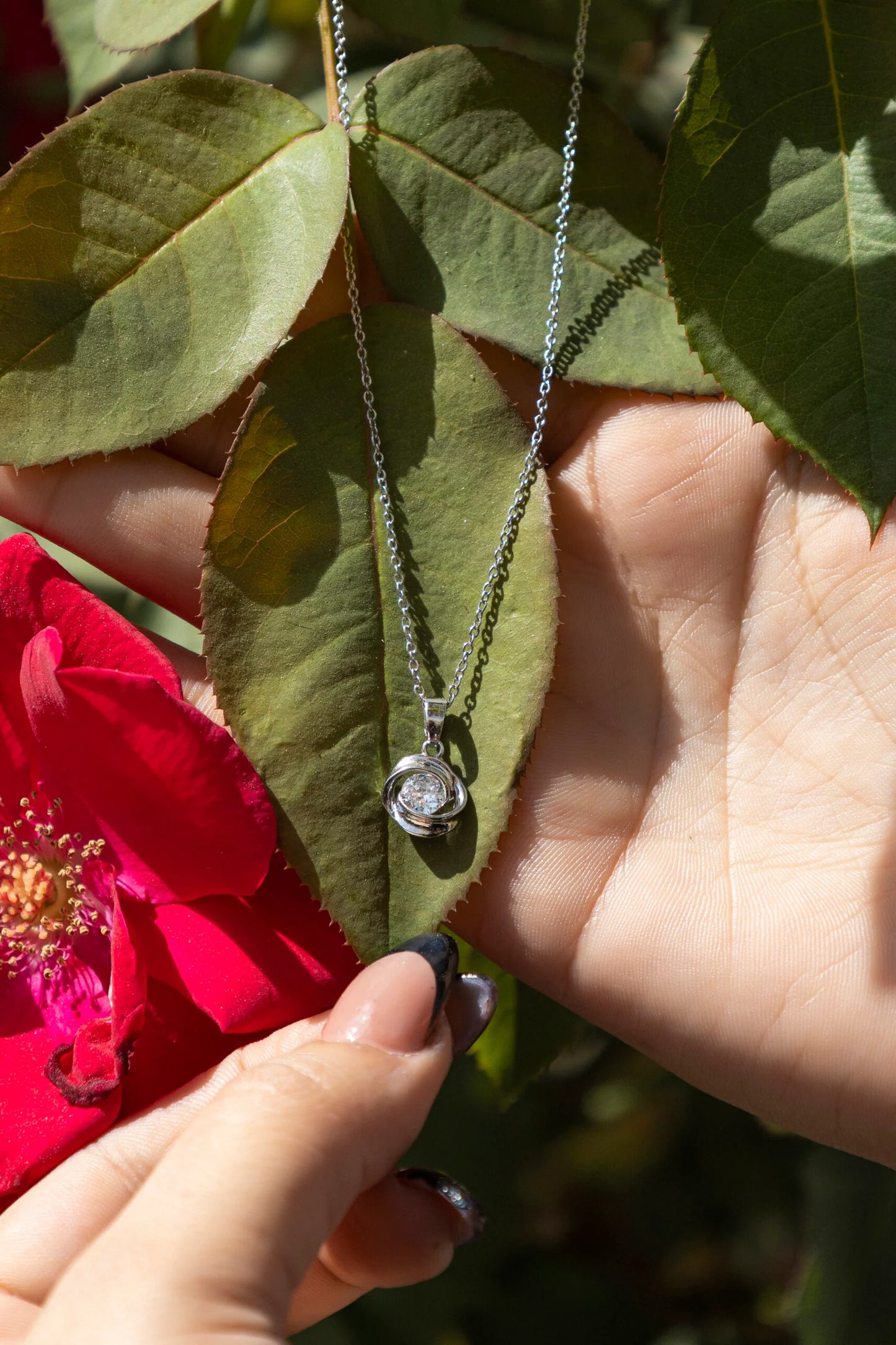 Fashion Silver Jewellery Rose Design 925 Silver Cubic Zirconia Necklace