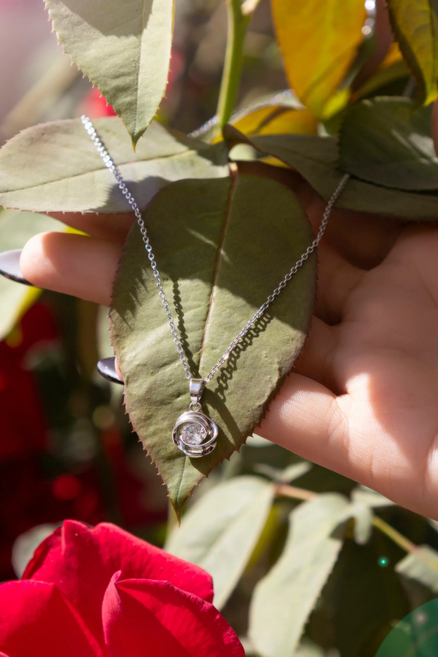 Fashion Silver Jewellery Rose Design 925 Silver Cubic Zirconia Necklace